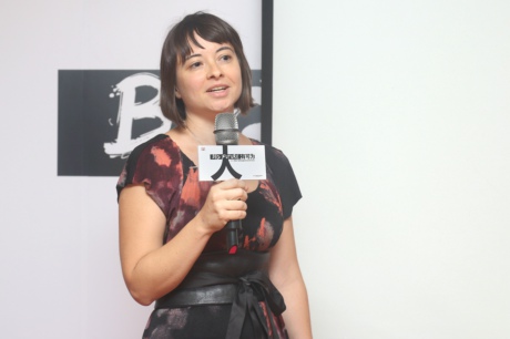 (備)意大利LEA瓷磚營銷總監、亞太地區負責人 Silvia Cicognani分享薄板的推廣策略.jpg