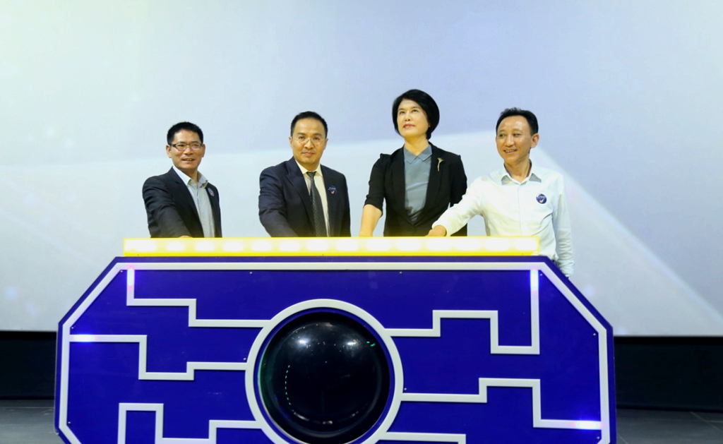 ־Rơʷ]̘I(y)o(j)ƬһAЇVӳ